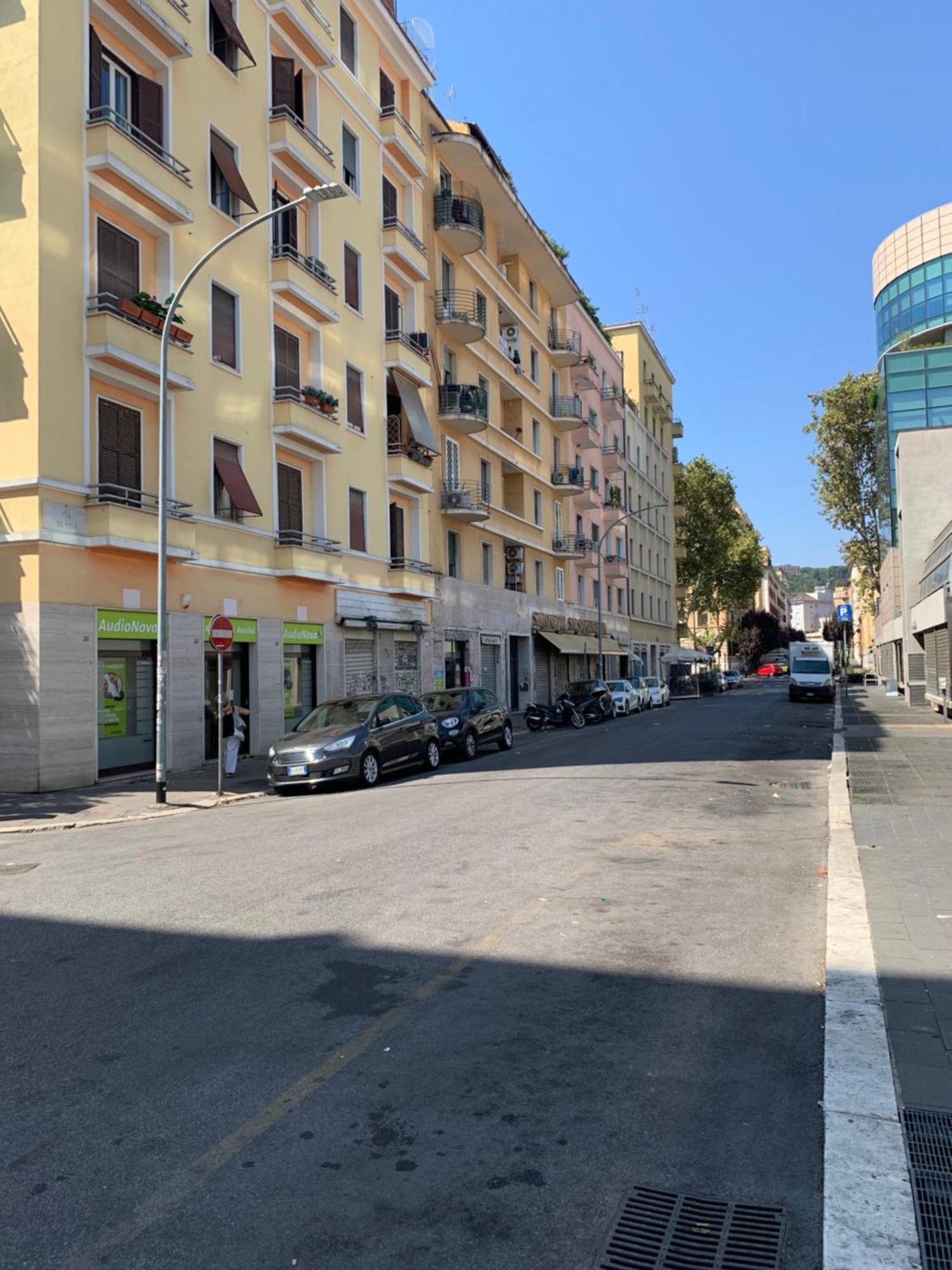 Appartement Caracciolo33 à Rome Extérieur photo